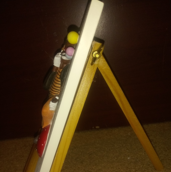 Annie Lee clown plaque - Red Ball and Butterflies - Picture 2 of 4